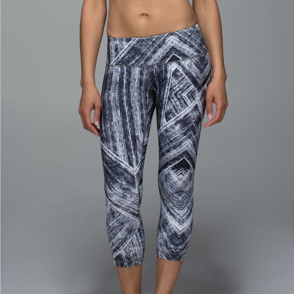 Lululemon Wunder Under Crop Leggings